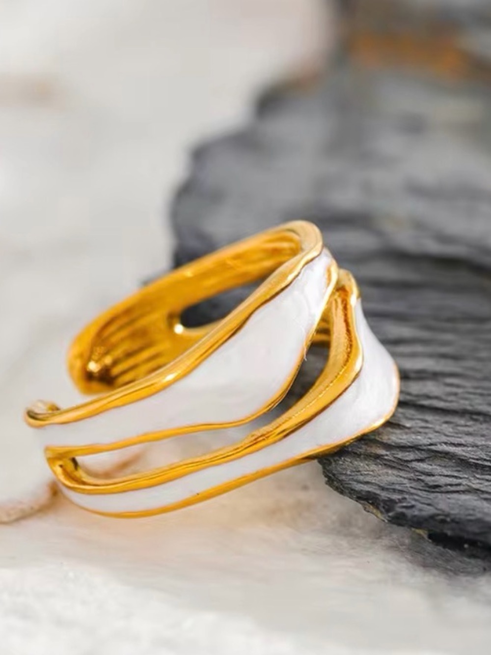 Gold-tone Ring with White Marbled Inlay - Picture 5 of 7
